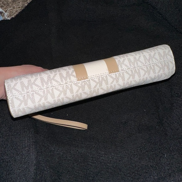 Michael Kors - Picture 5 of 10